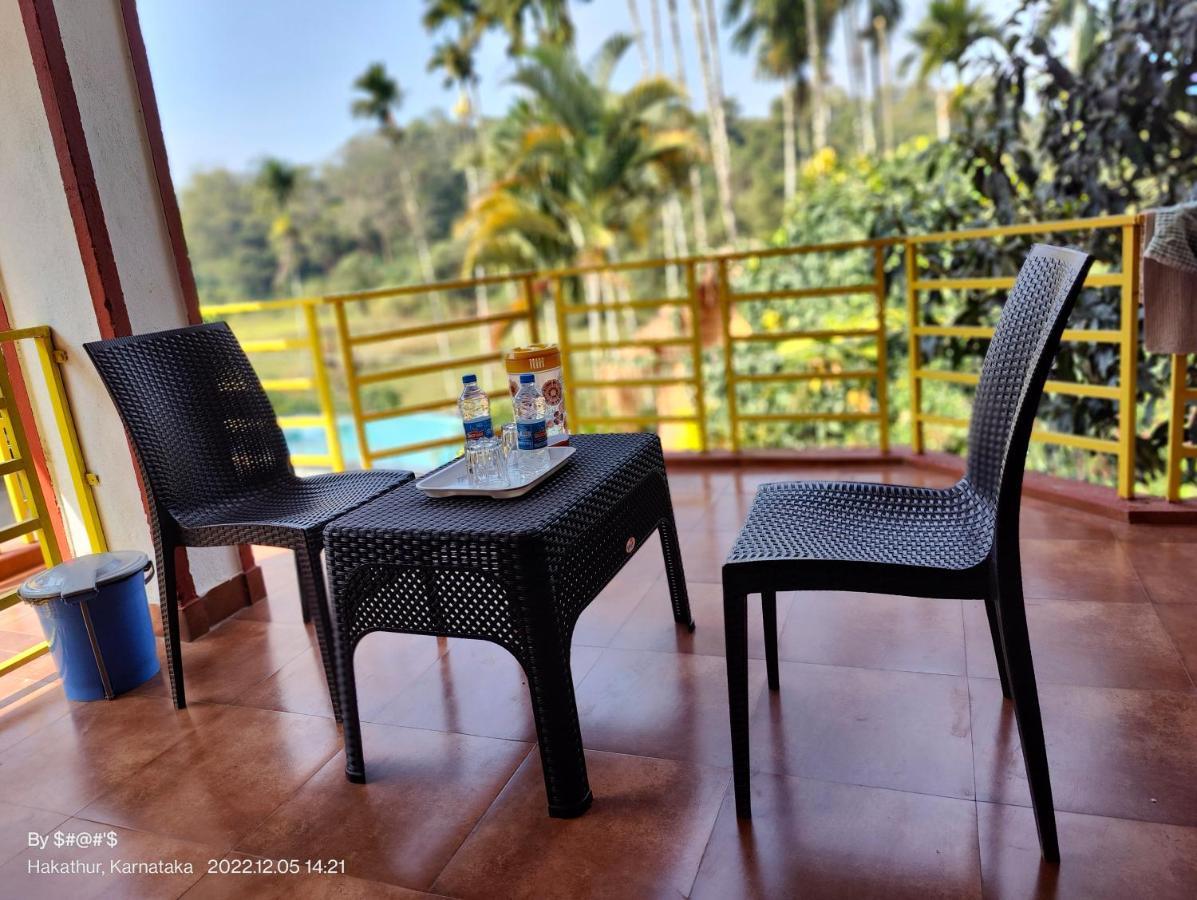 Pool Side Villa'S Of Coorg 马迪凯里 外观 照片