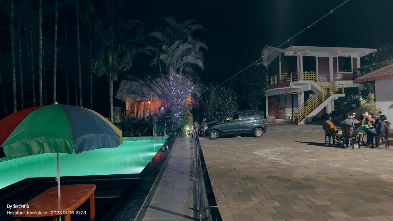 Pool Side Villa'S Of Coorg 马迪凯里 外观 照片