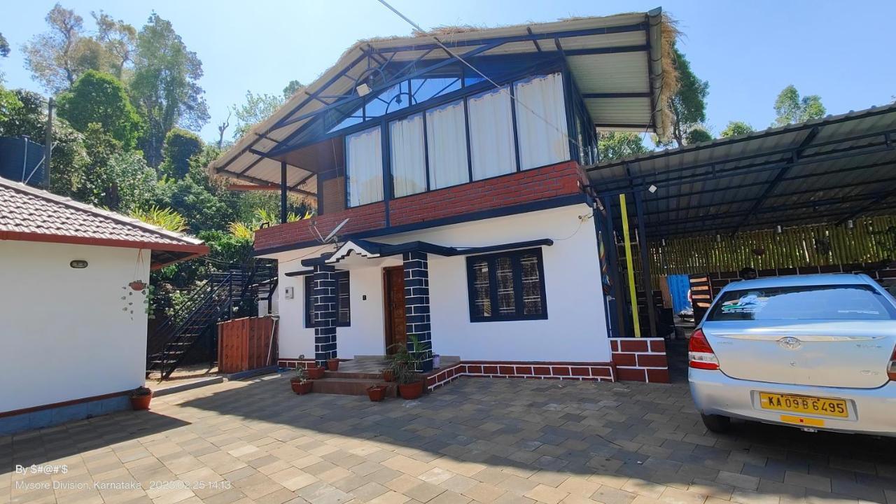 Pool Side Villa'S Of Coorg 马迪凯里 外观 照片